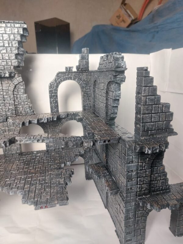 Diorama de Castillo Medieval en Ruinas (40 cm de Altura) - Image 3