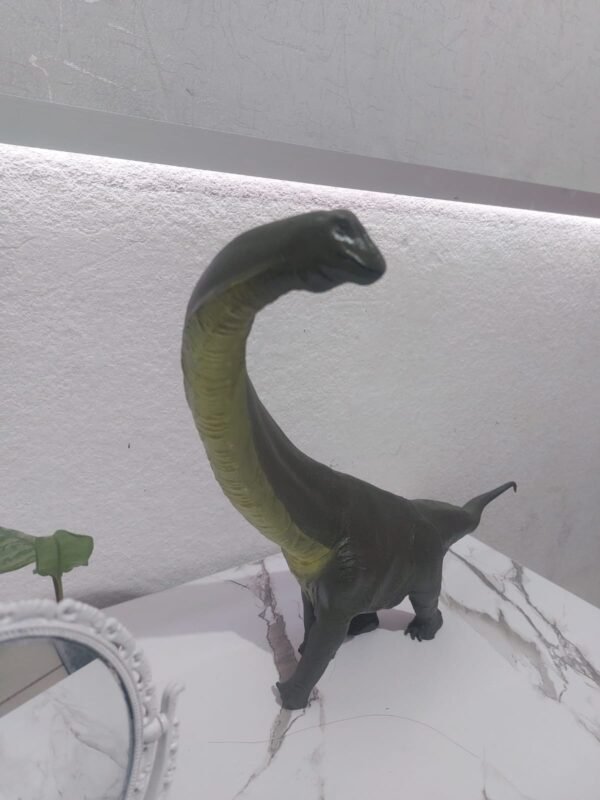 Dreadnoughtus (Escala 1/16) - Impreso en PLA y Pintado a Mano - Image 2