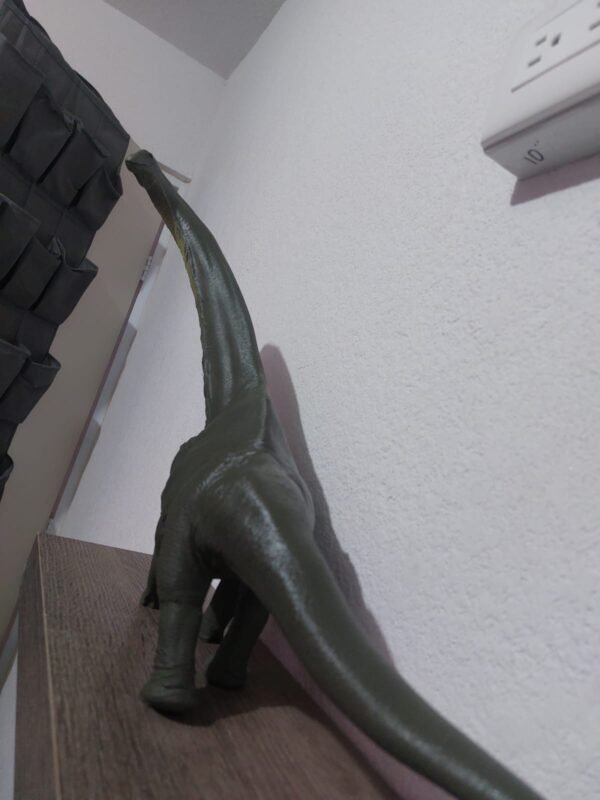 Dreadnoughtus (Escala 1/16) - Impreso en PLA y Pintado a Mano - Image 3