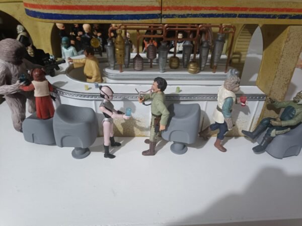 Diorama de la Cantina de Mos Eisley - Star Wars (Escala 3.75") - Image 5